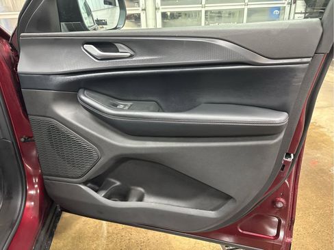 New 2026 Jeep Grand Cherokee Laredo X image 39