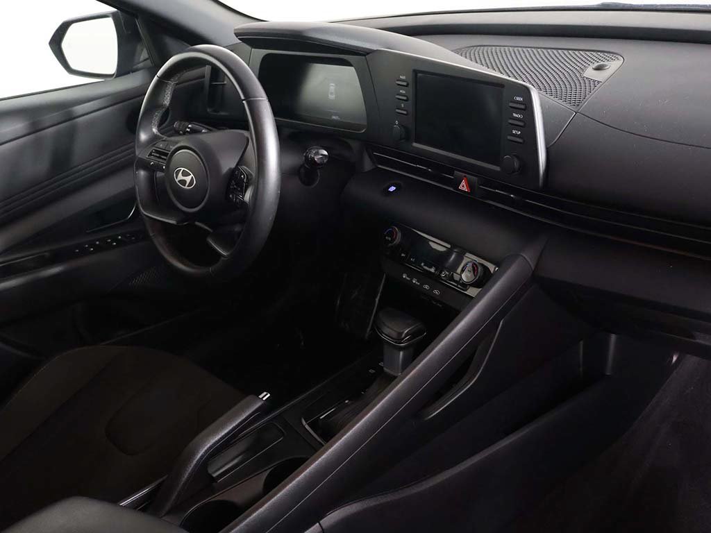 Used 2025 Hyundai Elantra Sport w/ Cargo Package FWD image 24