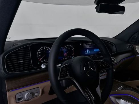 New 2026 Mercedes-Benz GLE 580 4MATIC image 9