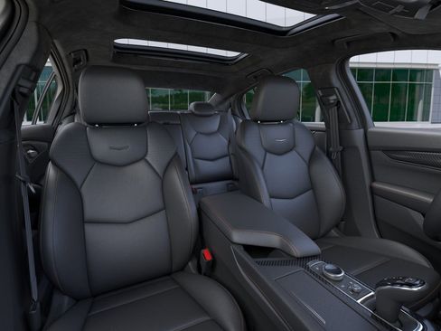 New 2026 Cadillac CT5 V w/ LPO, ONYX Package image 16