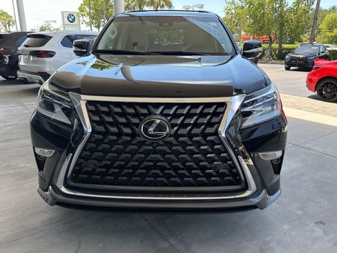 Used 2023 Lexus GX 460 Luxury w/ Sport Design Package AWD/4WD image 6