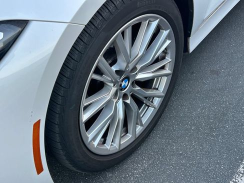 Used 2023 BMW 330i Sedan w/ Premium Package RWD image 3