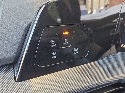 New 2026 Volkswagen Golf w/ Euro Style Package AWD/4WD image 6