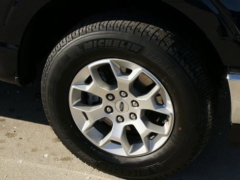 Used 2023 Ford F150 XLT image 8