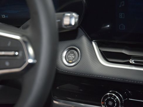 New 2026 Chevrolet Equinox LT image 31