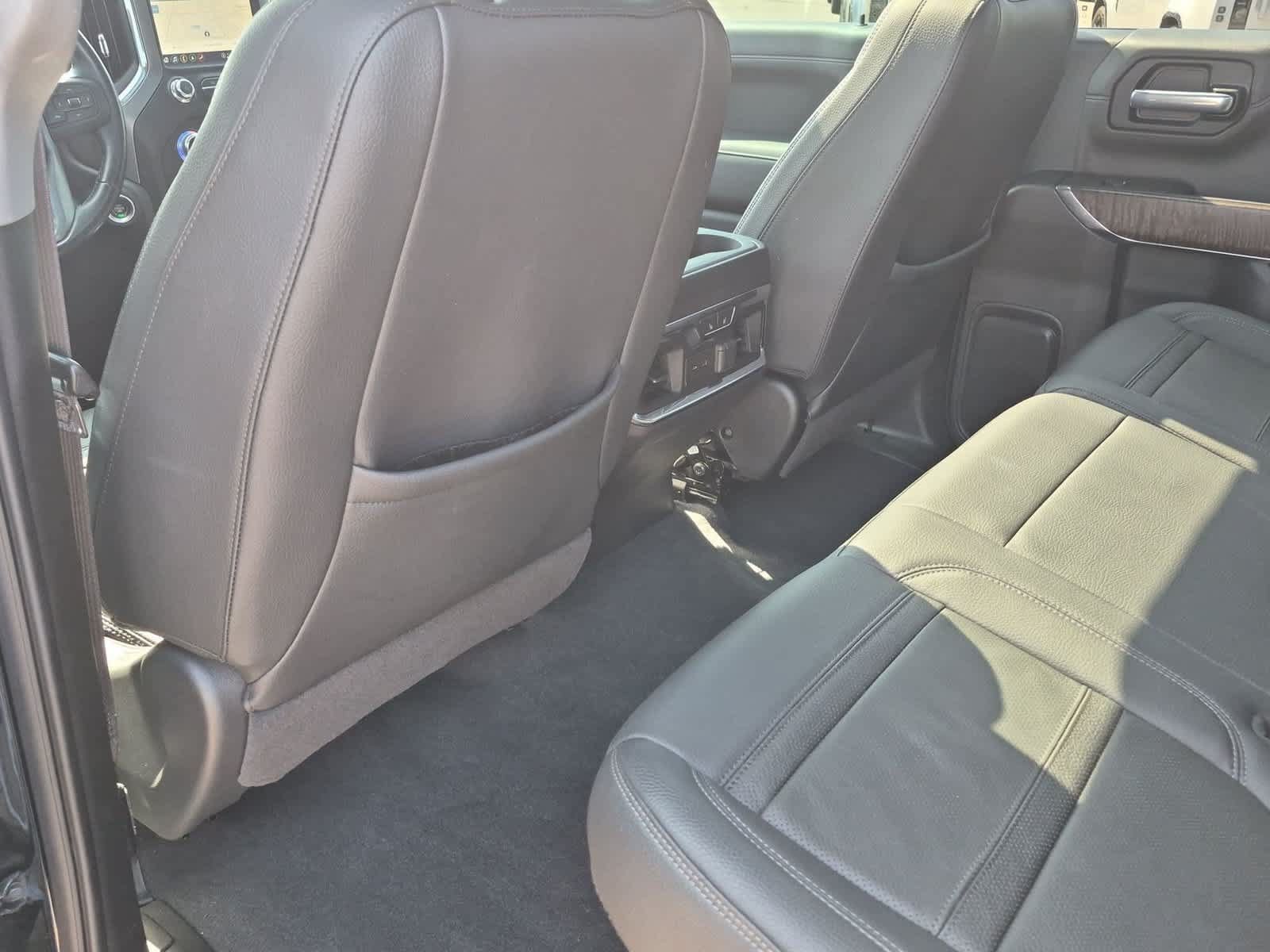 Used 2021 GMC Sierra 1500 Denali w/ Denali Ultimate Package AWD/4WD image 9