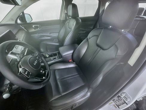 Used 2023 Kia Sorento EX w/ Panoramic Sunroof Package FWD image 13