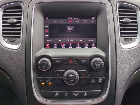 Used 2019 Dodge Durango SXT w/ 3rd Row Seating Group image 18