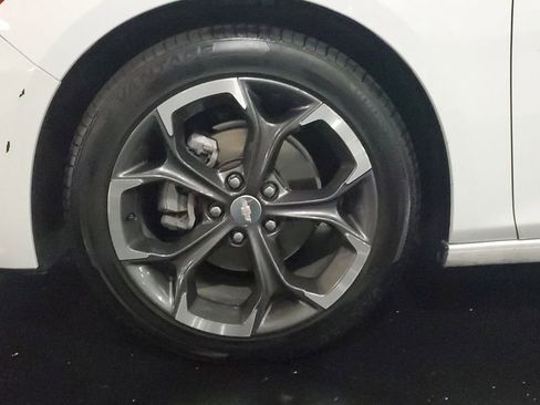 Used 2023 Chevrolet Malibu LT image 7