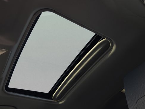 Certified 2025 Toyota RAV4 XLE image 22