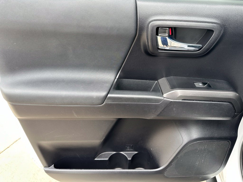 Used 2020 Toyota Tacoma TRD Off-Road w/ Advanced Technology Package AWD/4WD image 22