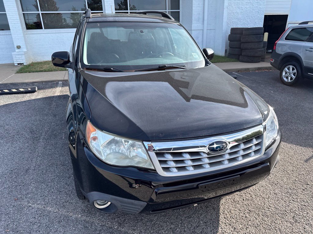 Used 2012 Subaru Forester 2.5X Limited AWD/4WD image 2