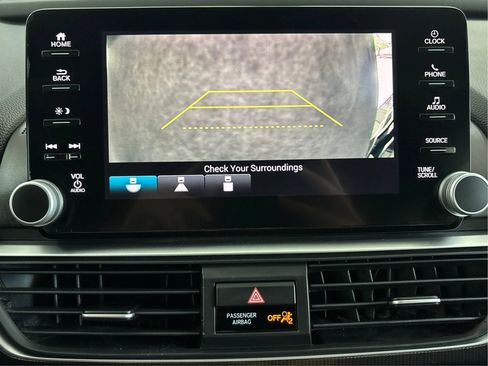 Used 2018 Honda Accord Sport image 35