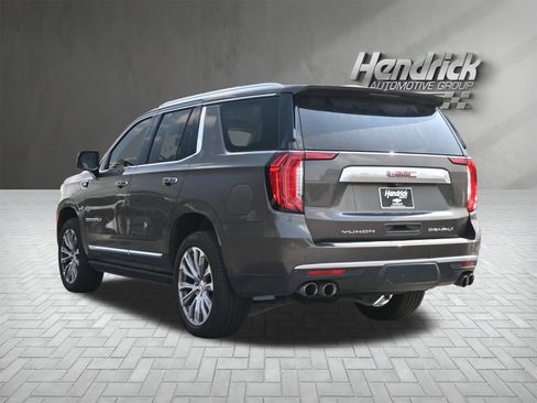 Used 2021 GMC Yukon Denali w/ Denali Ultimate Package AWD/4WD image 9