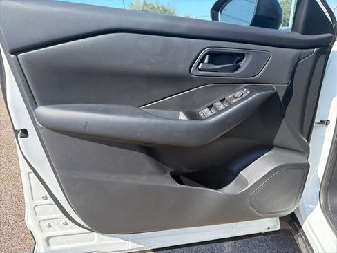 Certified 2025 Nissan Rogue S image 7