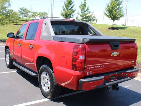 Used 2007 Chevrolet Avalanche LS RWD image 3