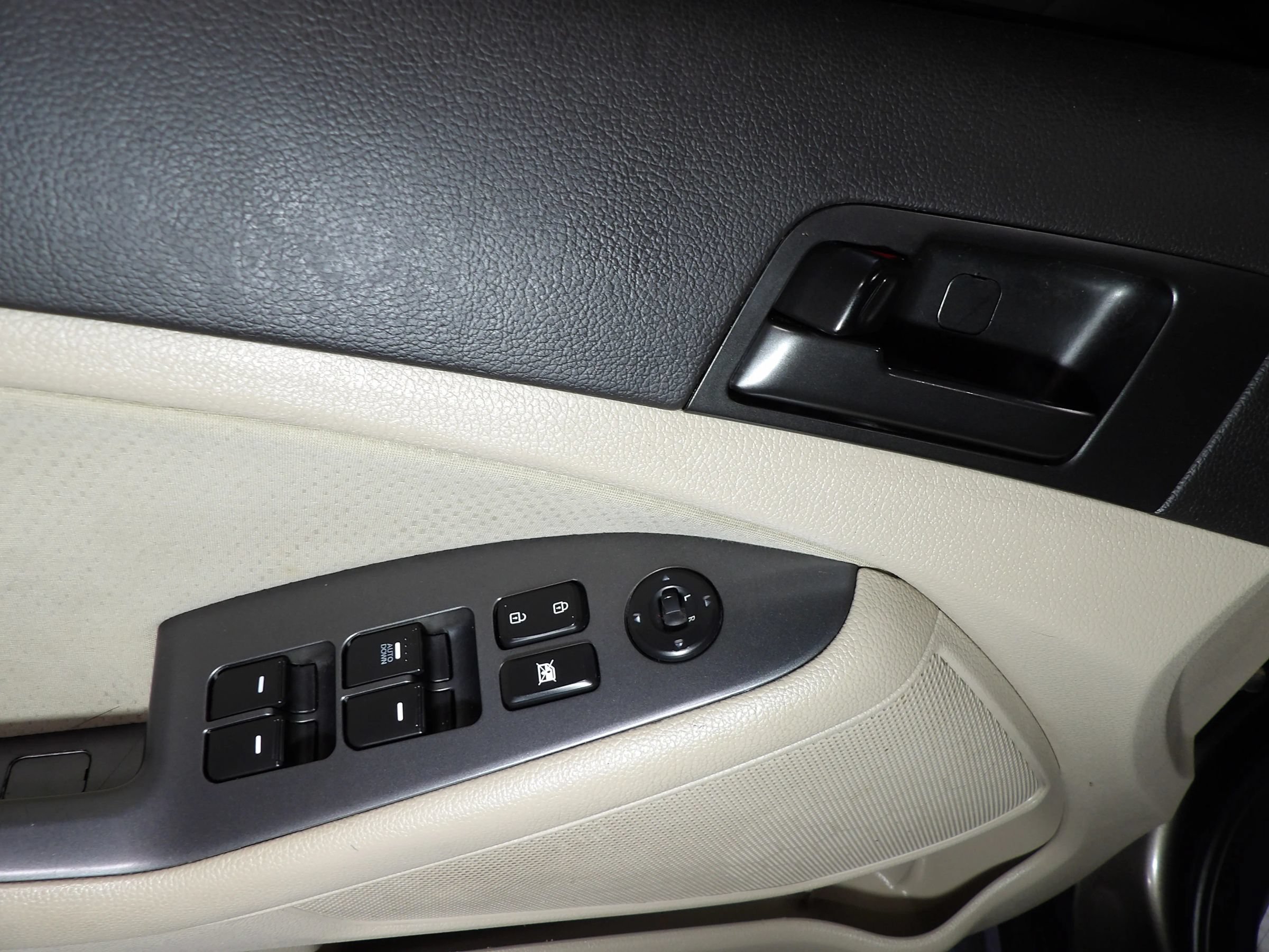Used 2013 Kia Optima LX FWD image 7