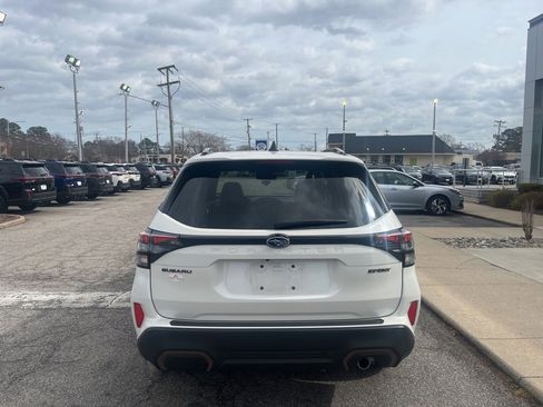 Used 2025 Subaru Forester Sport image 5