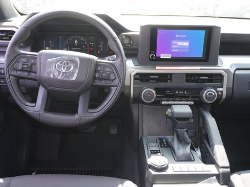 Certified 2026 Toyota Tacoma SR5 AWD/4WD image 7
