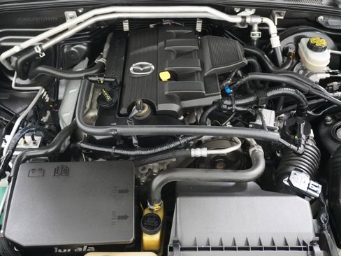 Used 2015 MAZDA MX-5 Miata Sport image 24