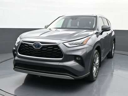 Used 2021 Toyota Highlander Platinum