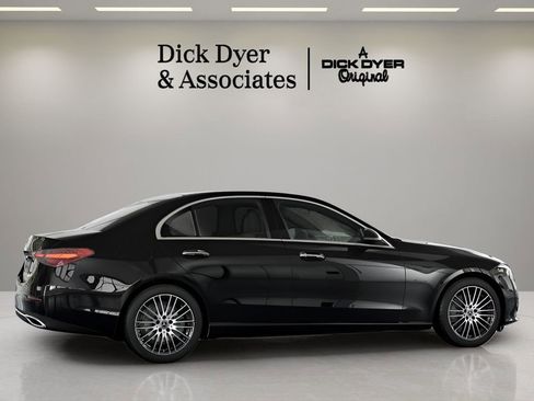 Used 2025 Mercedes-Benz C 300 Sedan image 6