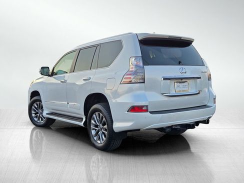 Used 2016 Lexus GX 460 Luxury w/ Preferred Accessory Package image 6