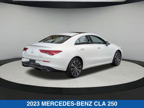 Used 2023 Mercedes-Benz CLA 250 4MATIC image 4