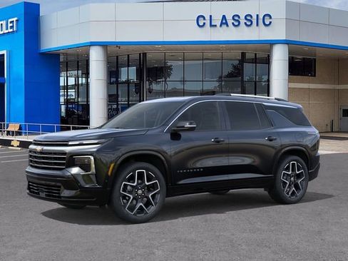 New 2026 Chevrolet Traverse High Country w/ LPO, Floor Liner Package FWD image 2