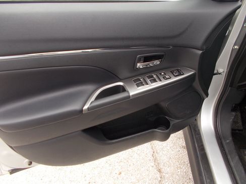 Used 2024 Mitsubishi Outlander Sport AWD image 18