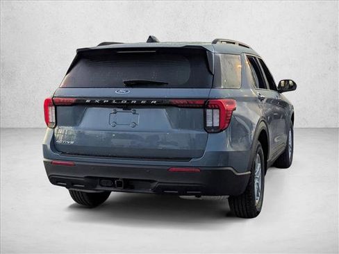 New 2026 Ford Explorer Active image 2