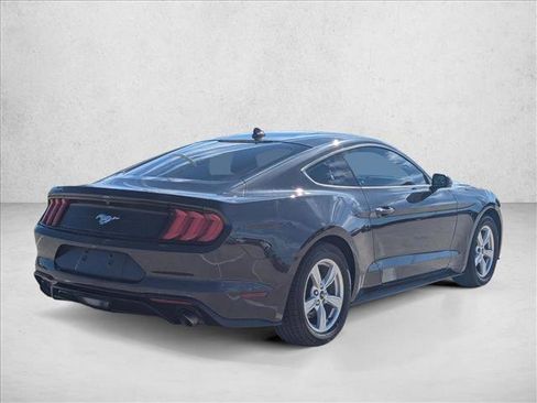 Used 2022 Ford Mustang Coupe image 6