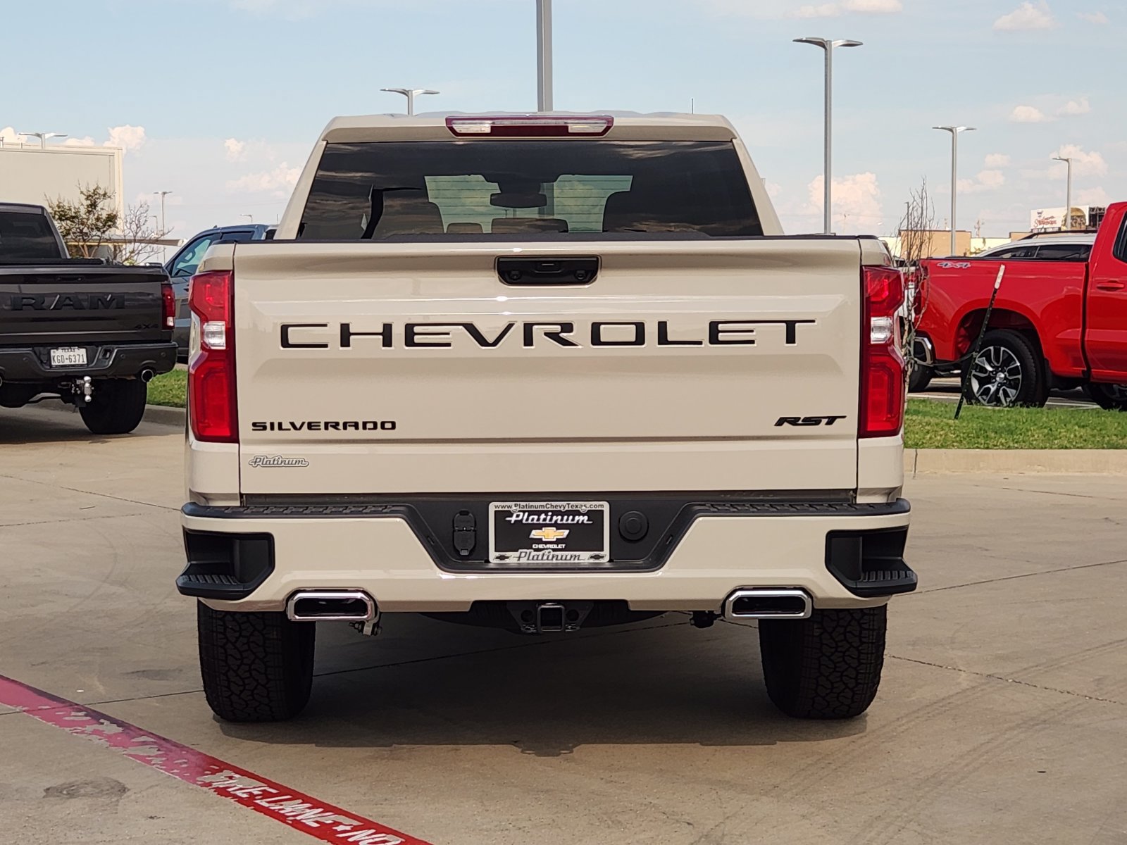 New 2026 Chevrolet Silverado 1500 RST w/ Z71 Off-Road Package AWD/4WD image 8