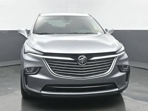 Used 2023 Buick Enclave Essence AWD/4WD image 8