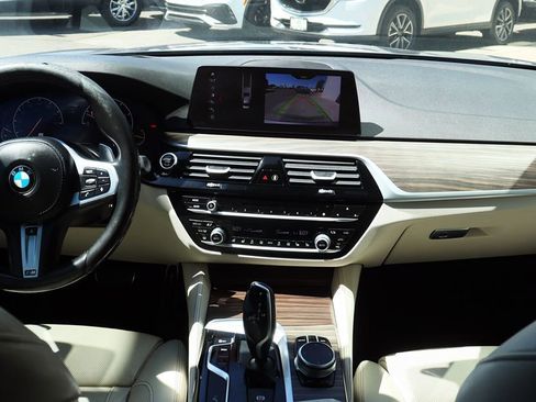 Used 2019 BMW 540i xDrive w/ M Sport Package AWD/4WD image 35
