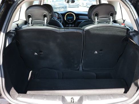 Used 2019 MINI Cooper 2-Door Hardtop image 26