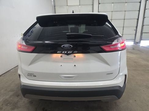 Used 2024 Ford Edge SEL w/ Convenience Package AWD/4WD image 8