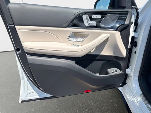 New 2026 Mercedes-Benz GLE 63 AMG S image 17