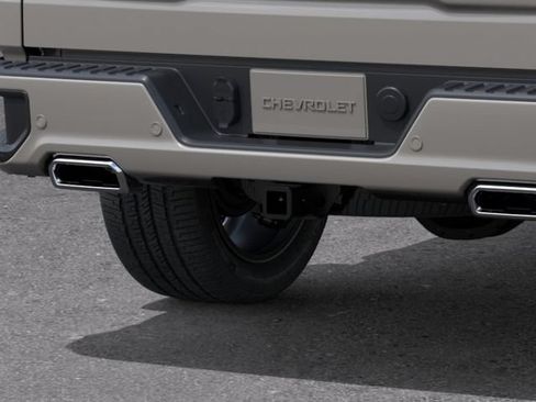 New 2026 Chevrolet Silverado 1500 High Country AWD/4WD image 14