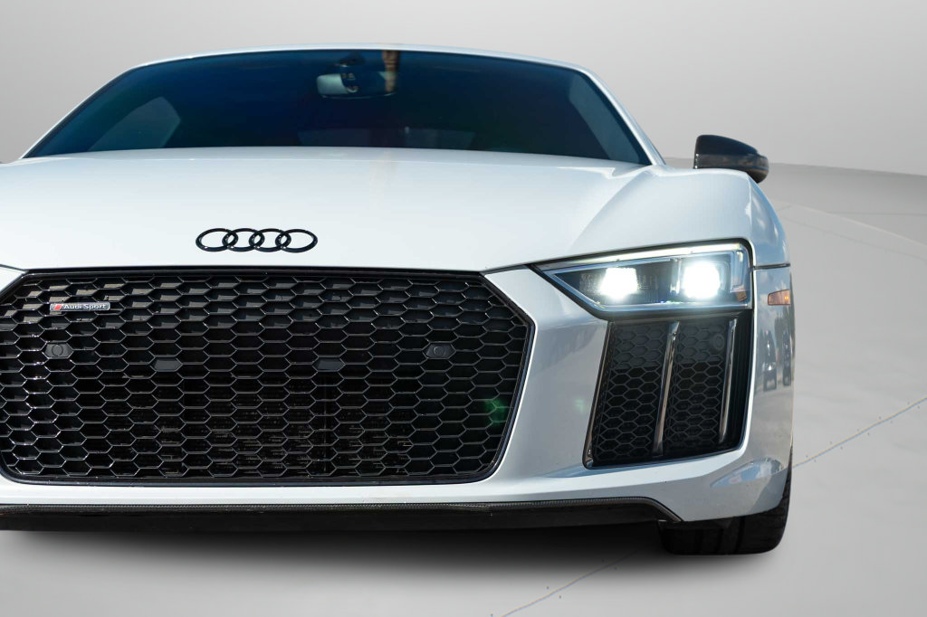 Used 2018 Audi R8 V10 plus AWD/4WD image 7