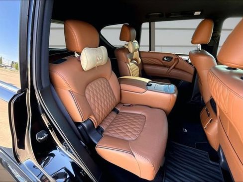 Used 2024 INFINITI QX80 Sensory AWD/4WD image 27