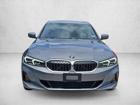 Used 2023 BMW 330i Sedan w/ Premium Package RWD image 2