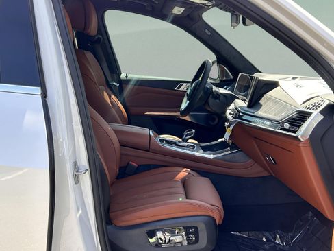 New 2026 BMW ALPINA XB7 AWD/4WD image 31