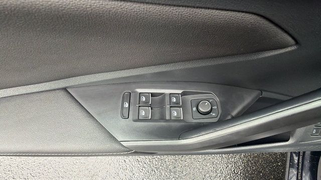 Used 2024 Volkswagen Jetta SE FWD image 19