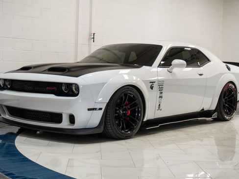 Used 2020 Dodge Challenger SRT Hellcat Redeye RWD image 4