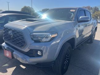 Used 2020 Toyota Tacoma TRD Sport w/ TRD Premium Sport Package video 1