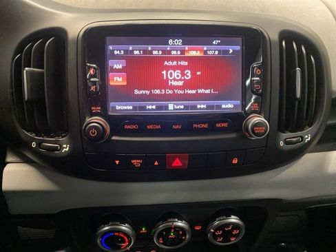 Used 2014 FIAT 500L Easy image 16