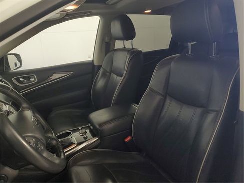 Used 2019 INFINITI QX60 Luxe w/ Essential Package image 22