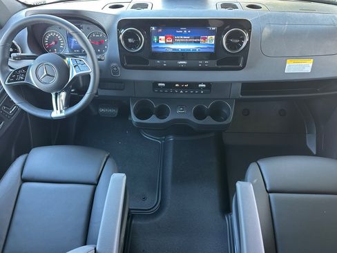 New 2026 Mercedes-Benz Sprinter 2500 image 13
