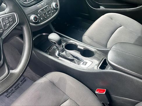 Used 2023 Chevrolet Malibu LT w/ Driver Confidence Package FWD image 17